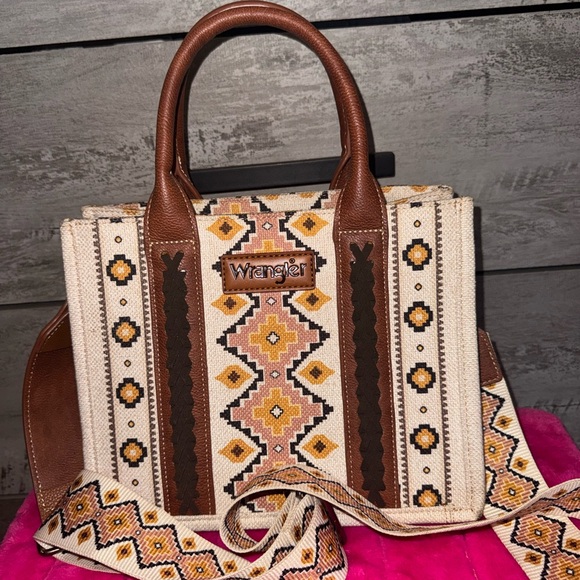Wrangler Handbags - Wrangler Tan and Brown Geometric Satchel